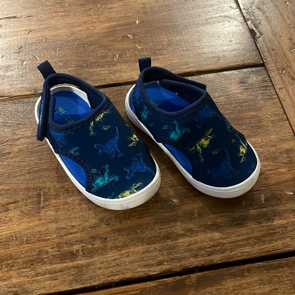 Carter's Other - Carters Dinosaur Shoes Size 4
